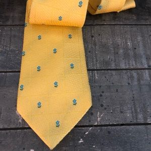 ESCADA Men’s Tie Yellow with blue flowers